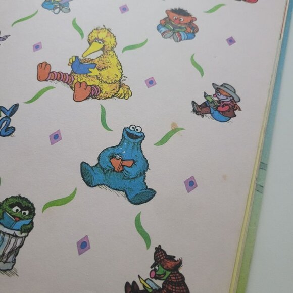 Sesame Street Grover Down on Farm Book Vintage 1980s Muppets Jim Henson Animals - Picture 5 of 9